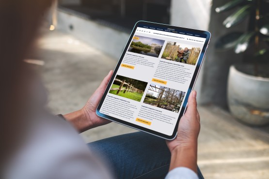 Website van duurzaamhout.nl op een tablet.