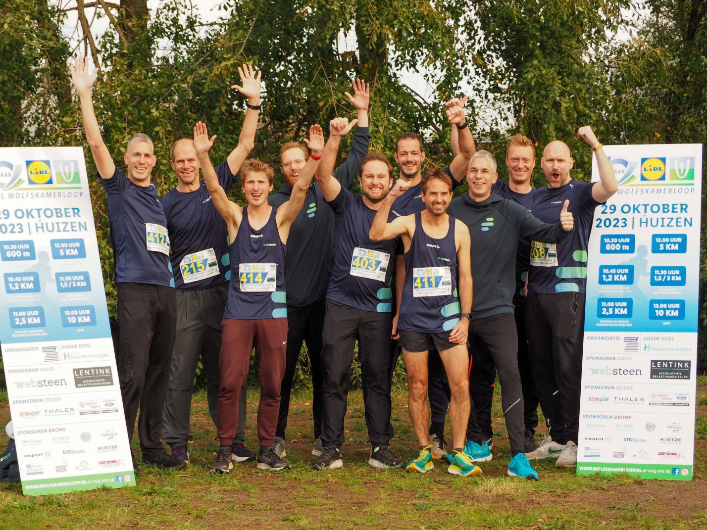 Websteen aanwezig en goudsponsor van de 10e Wolfskamerloop.