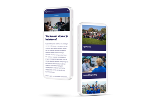Laptop en telefoon met daarop de website van SportAdviesGroep