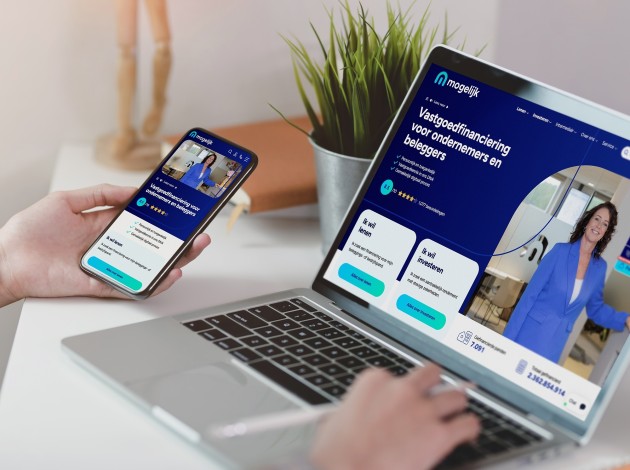 Macbook and iPhone with the website of Mogelijk Vastgoedfinanciering